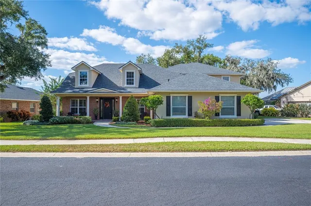 $899,999 | 5789 Lake Victoria Drive, Lakeland, FL 33813