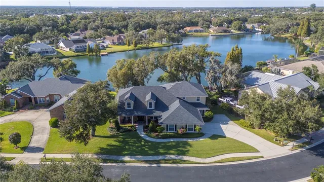 $899,999 | 5789 Lake Victoria Drive, Lakeland, FL 33813