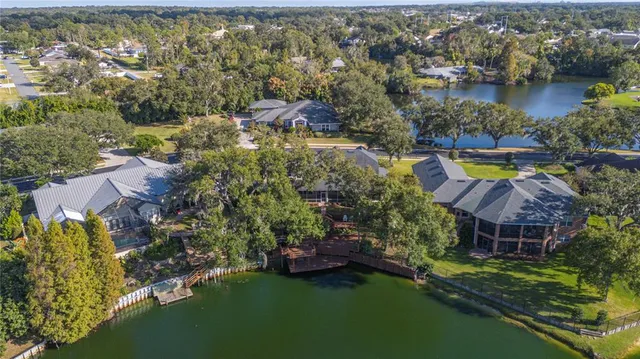 $899,999 | 5789 Lake Victoria Drive, Lakeland, FL 33813