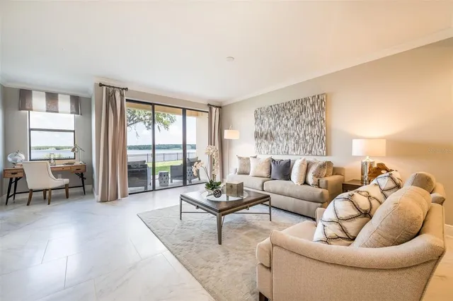 $349,900 | 16300 County Road 455, Unit 414, Montverde, FL 34756