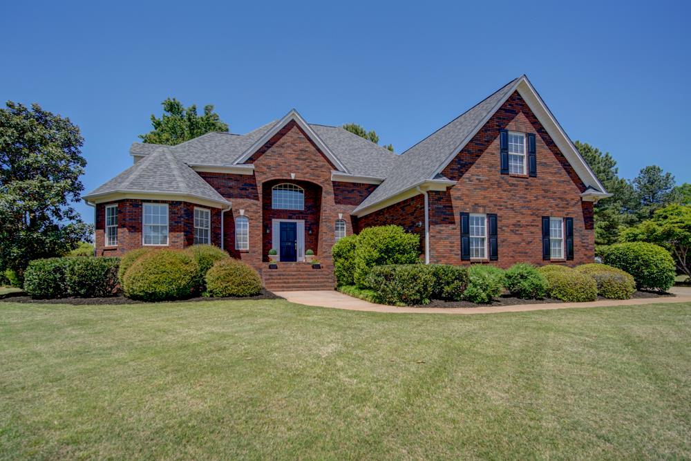 138 North Woodfin Ridge Drive Inman, SC 29349 - Photo 1 of 34