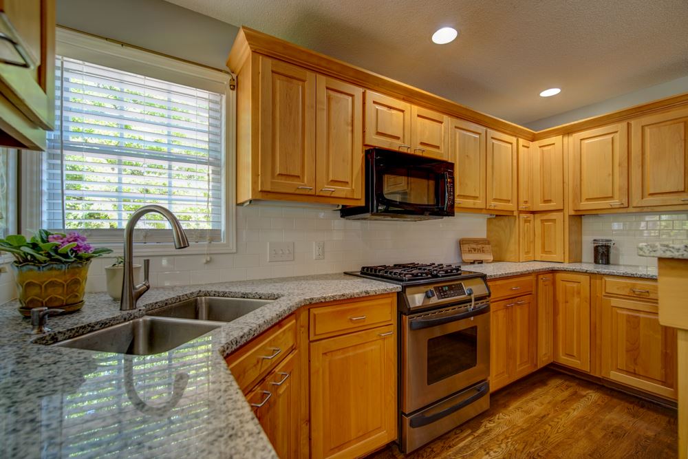 138 North Woodfin Ridge Drive Inman, SC 29349 - Photo 11 of 34