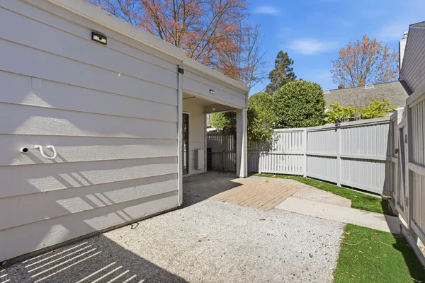 $485,000 | 2768 Sherwood Avenue, Unit B, Modesto, CA 95350