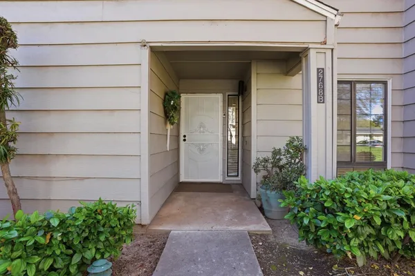 $485,000 | 2768 Sherwood Avenue, Unit B, Modesto, CA 95350