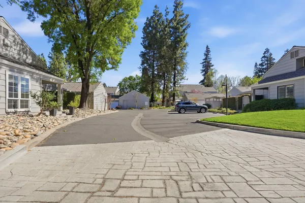 $485,000 | 2768 Sherwood Avenue, Unit B, Modesto, CA 95350