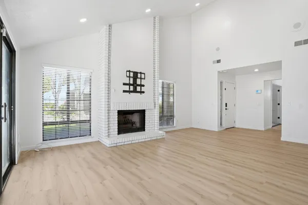 $485,000 | 2768 Sherwood Avenue, Unit B, Modesto, CA 95350