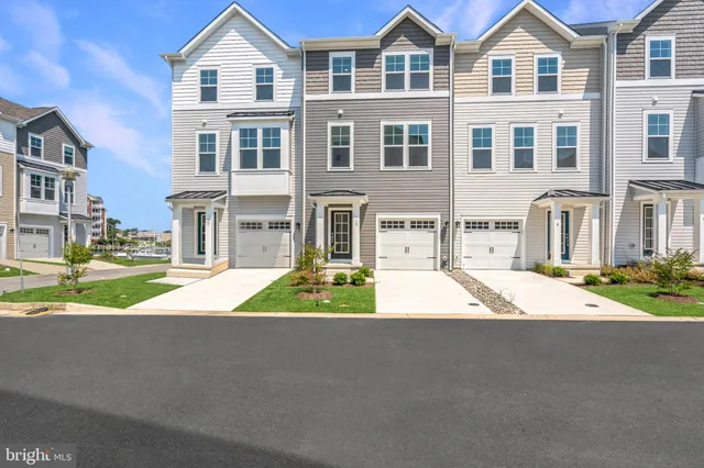 $324,990 | 10 Riverside Wharf, Cambridge, MD 21613