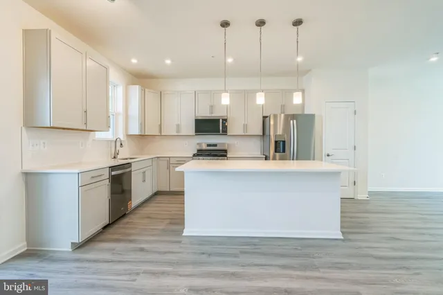 $324,990 | 10 Riverside Wharf, Cambridge, MD 21613