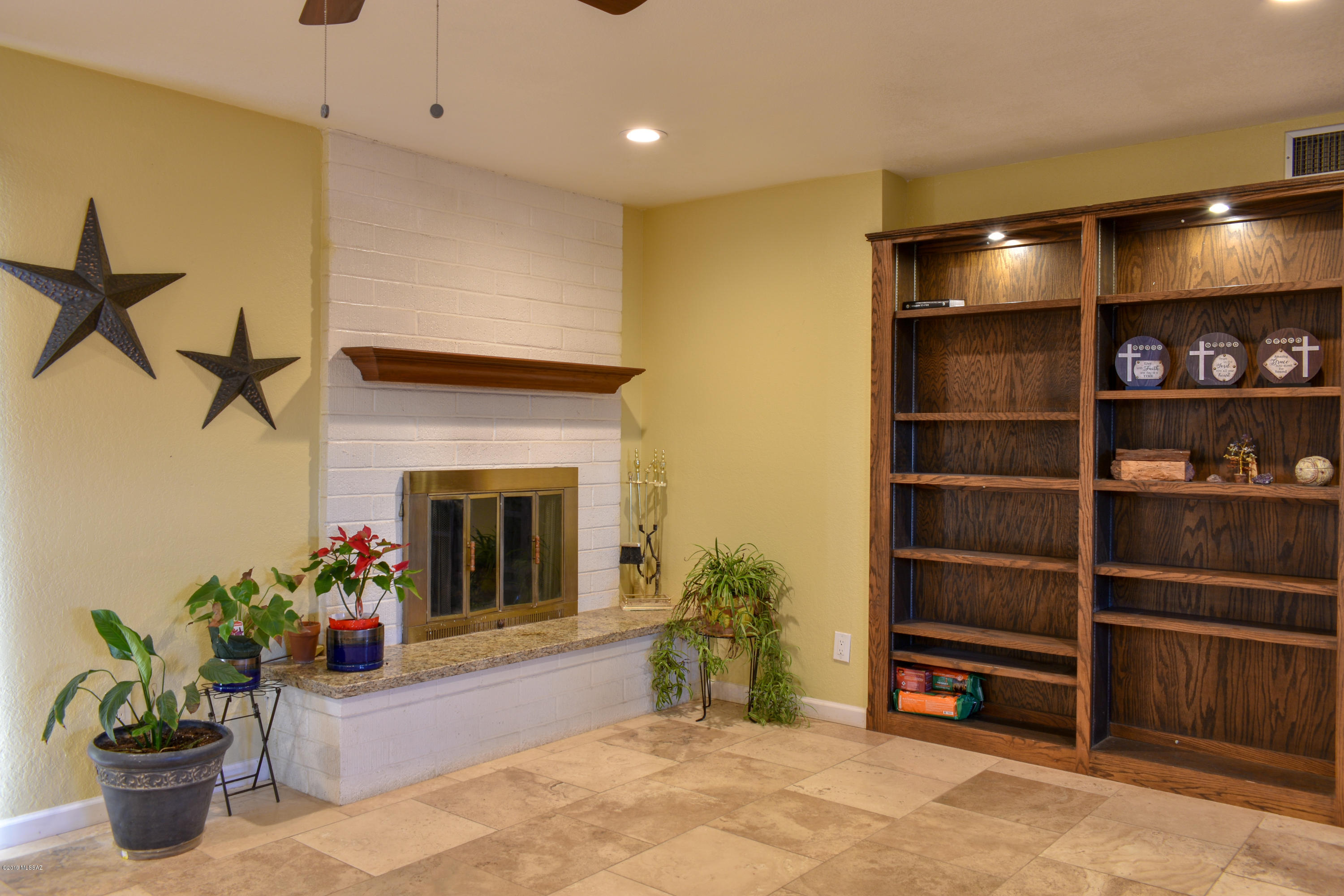 418 Rio Rico Drive Rio Rico, AZ 85648 - Photo 11 of 30