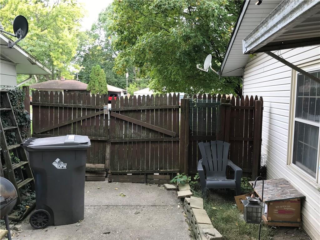 4601 Bertrand Road Indianapolis, IN 46222 - Photo 3 of 6