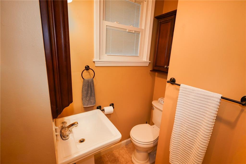 117 East Market Street Mercer, PA 16137 - Photo 19 of 43