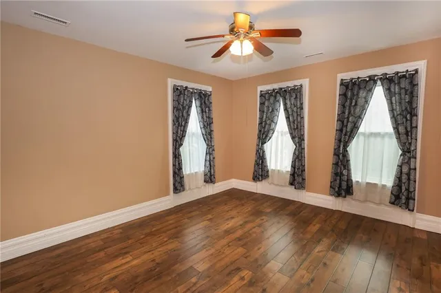 $259,000 | 117 East Market Street, Mercer, PA 16137