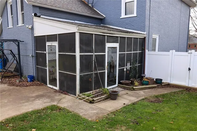 $259,000 | 117 East Market Street, Mercer, PA 16137