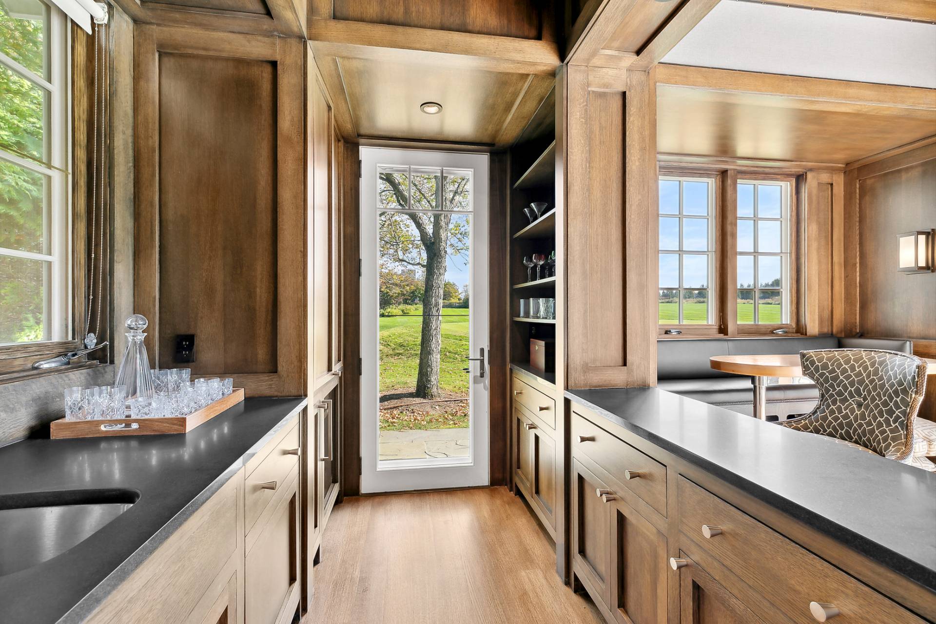 461 Ocean Road Bridgehampton, NY 11932 - Photo 25 of 29