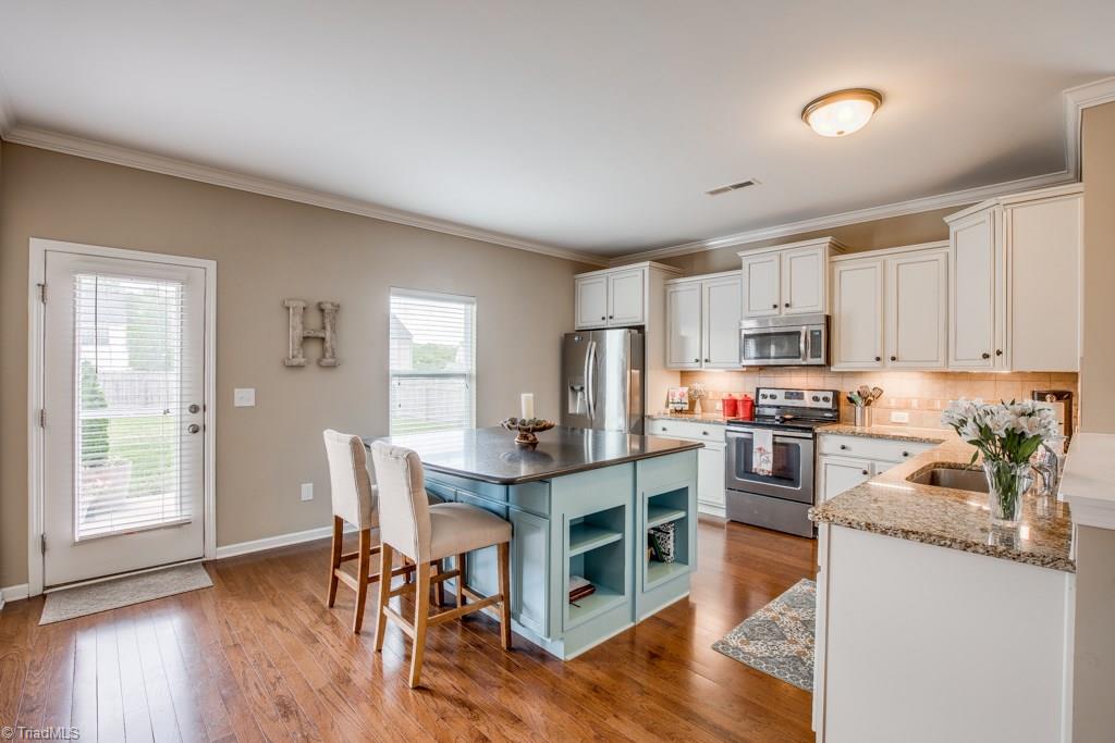3311 Grandview Club Road Pfafftown, NC 27040 - Photo 8 of 28 Gallery Image 8