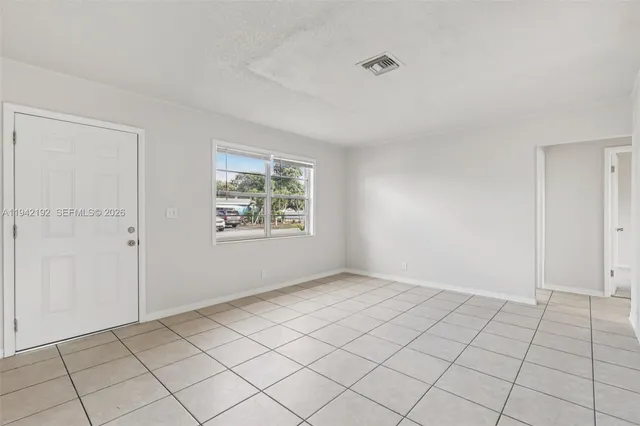 $389,900 | 3209 Scanlan Avenue, Lake Worth, FL 33461