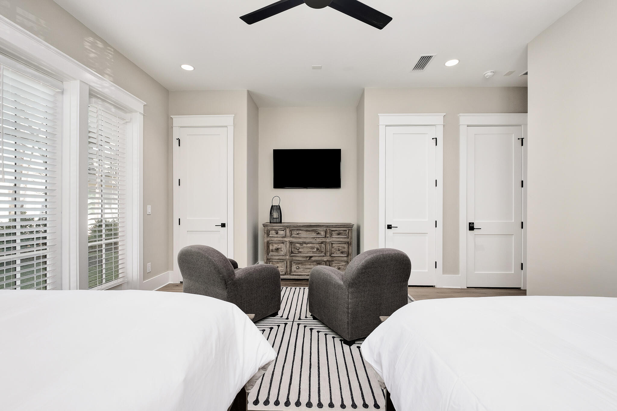 107 Grande Pointe Dr Inlet Beach Inlet Beach, FL 32461 - Photo 32 of 78 a bedroom with a bed and a couch