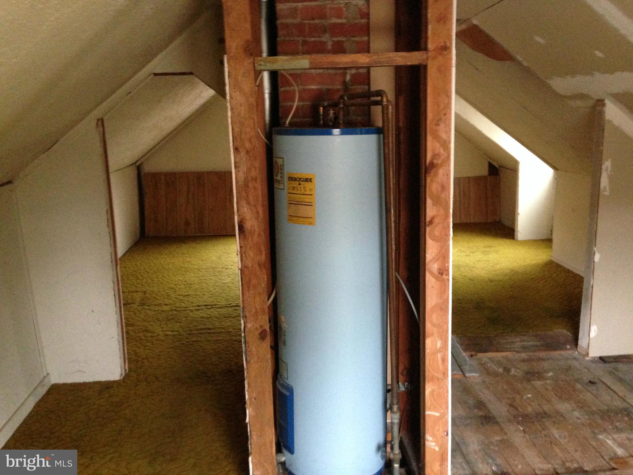 4514 Allies Road Morningside, MD 20746 - Photo 13 of 19 Exterior (General) Attic