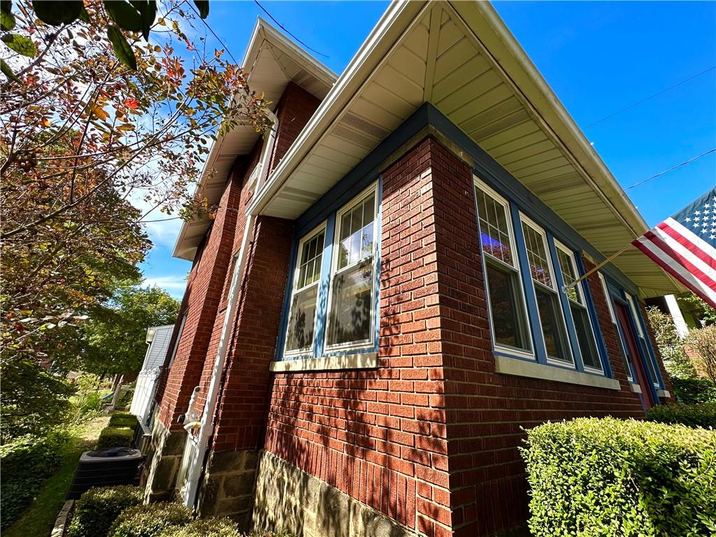 560 4th Street Butler, PA 16001 - Photo 3 of 34 Gallery Image 3