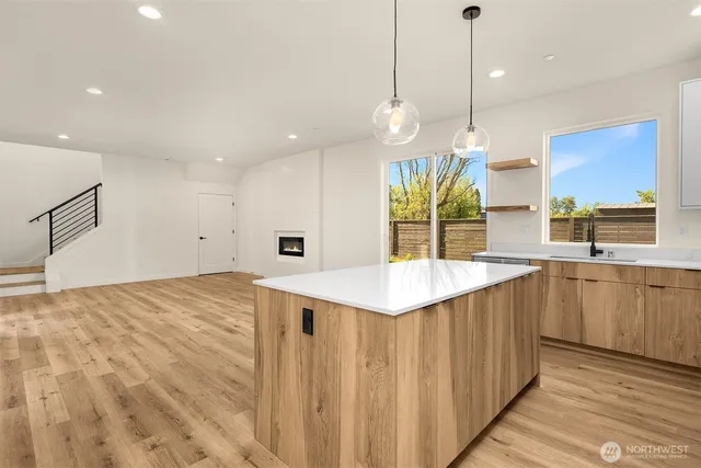 $899,950 | 116 4th Avenue South, Algona, WA 98001