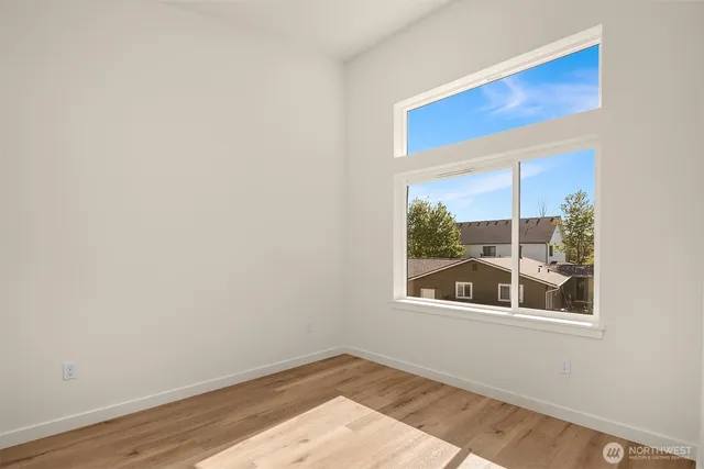 $899,950 | 116 4th Avenue South, Algona, WA 98001