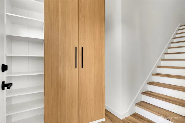 $899,950 | 116 4th Avenue South, Algona, WA 98001