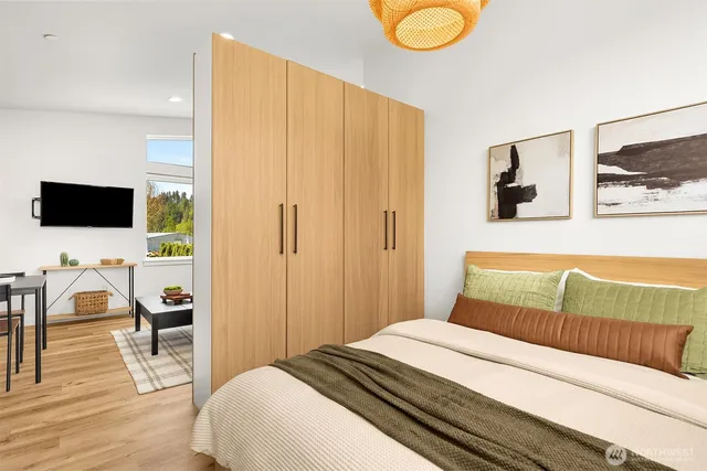 $899,950 | 116 4th Avenue South, Algona, WA 98001