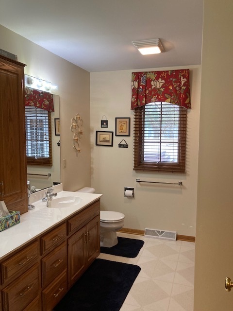 201 Wall Street Crescent City, IL 60928 - Photo 17 of 26