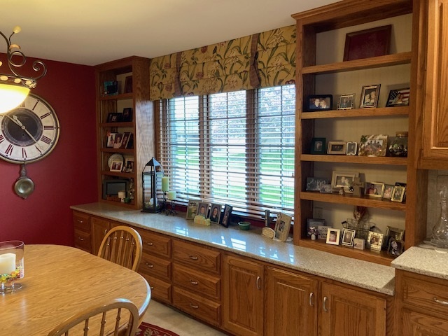 201 Wall Street Crescent City, IL 60928 - Photo 8 of 26