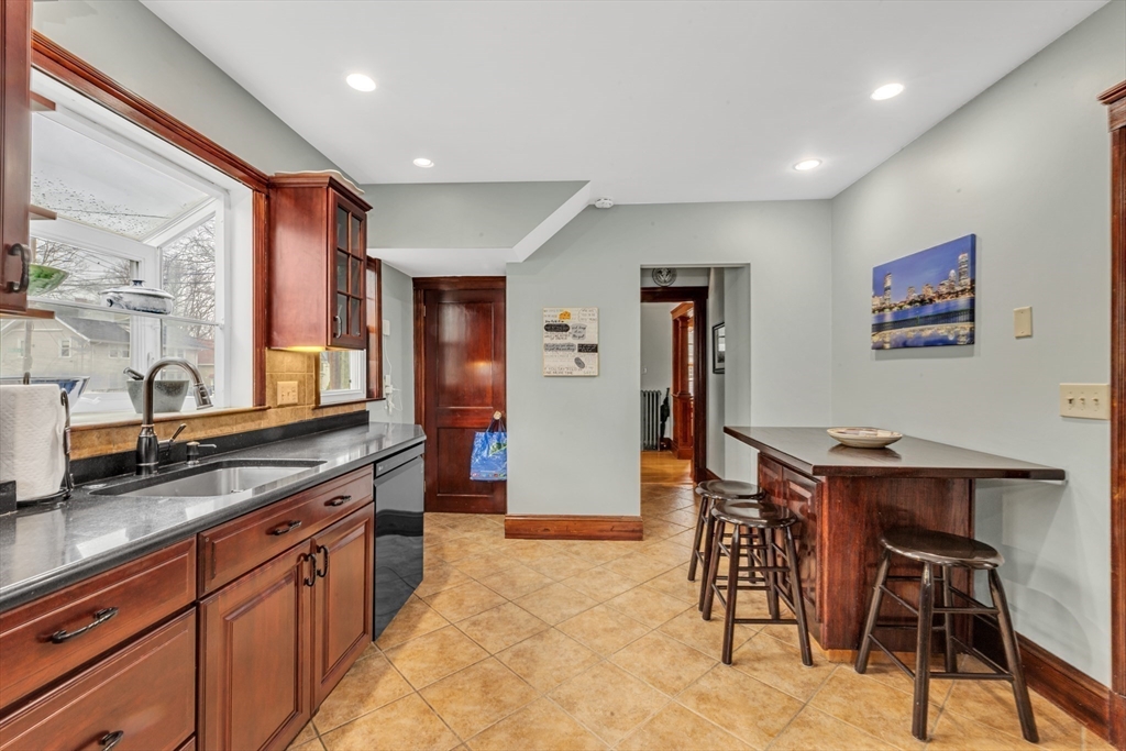 18 Hemlock Road Boston, MA 02132 - Photo 13 of 27