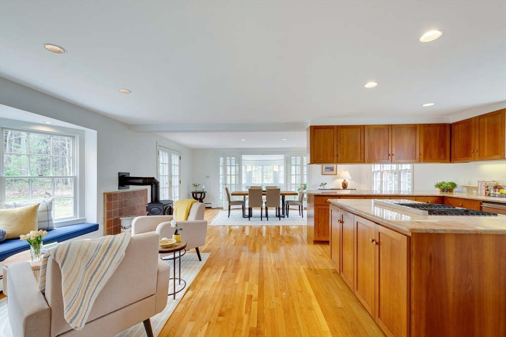 134 Sandy Pond Road Lincoln, MA 01773 - Photo 3 of 40 Gallery Image 3