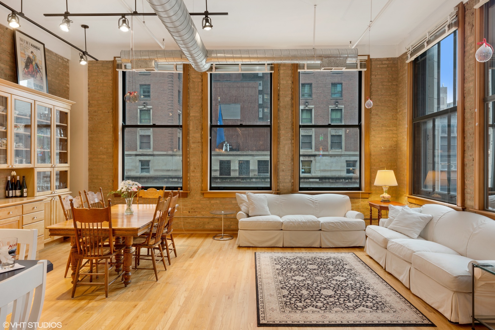 120 South State Street, Unit 6 Chicago, IL 60603 - Photo 9 of 17