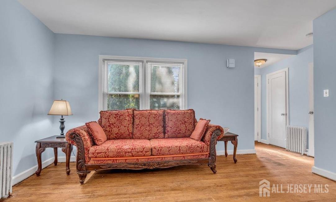 402 Ryders Lane East Brunswick, NJ 08816 - Photo 12 of 27