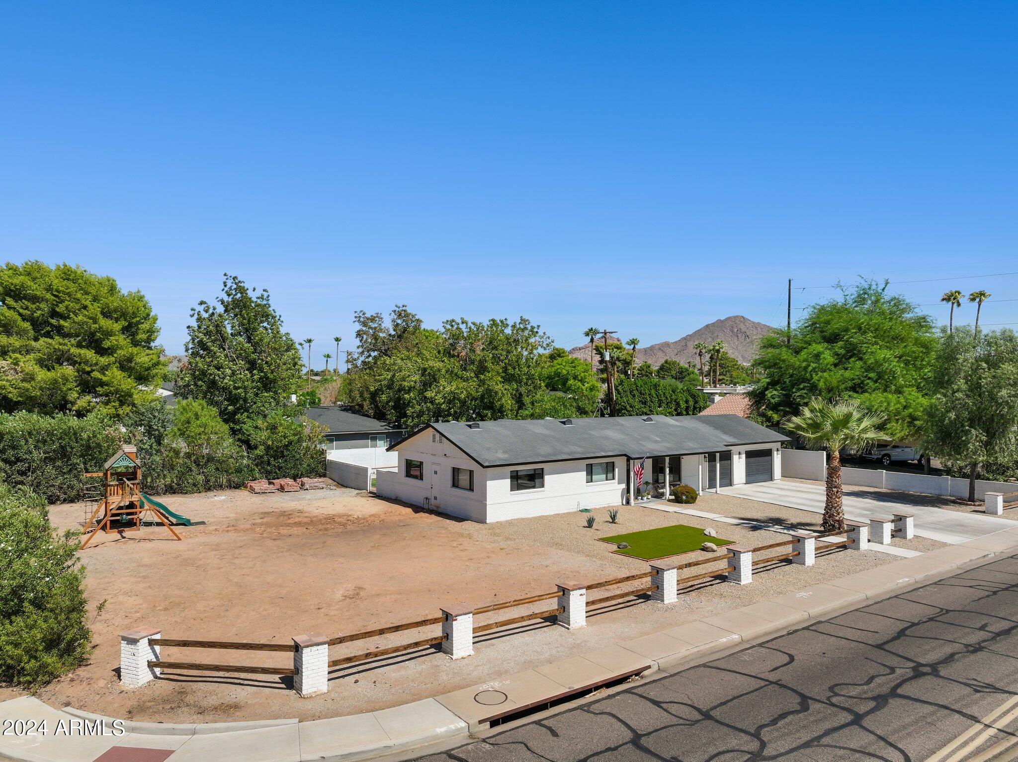 3528 East Osborn Road Phoenix, AZ 85018 - Photo 32 of 44 31-web-or-mls-3528-e-osborn-rd