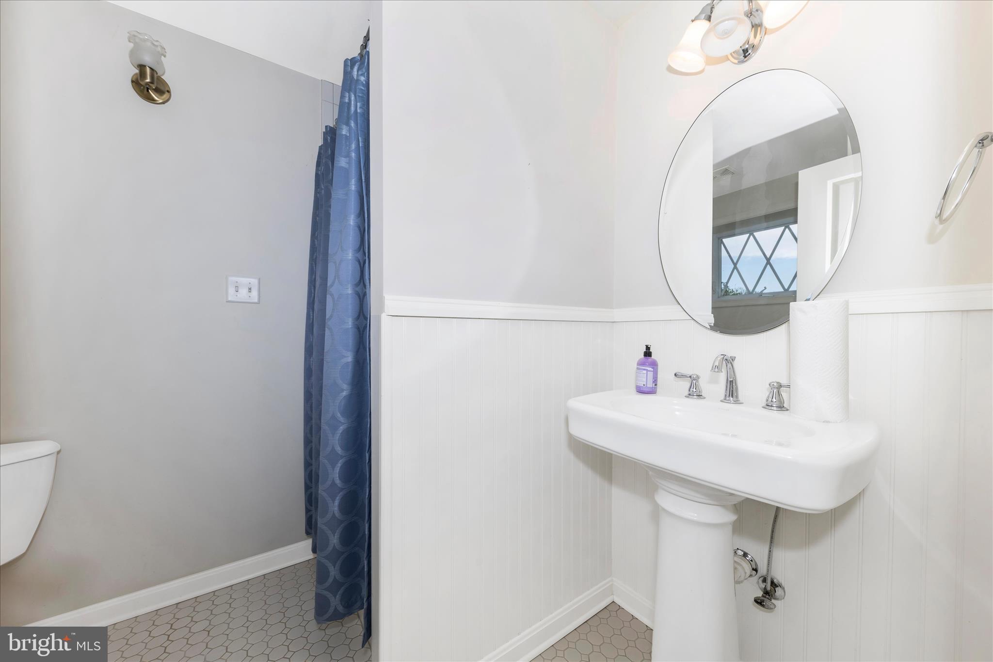 6735 Burkittsville Road Middletown, MD 21769 - Photo 48 of 82 Full Lower Bath