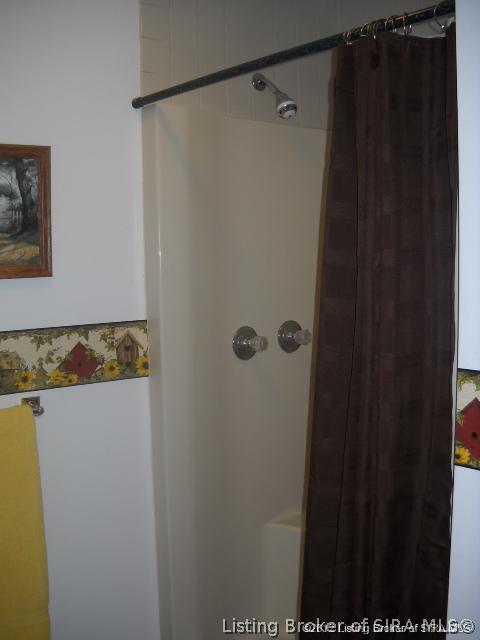 3512 South Eastern School Road Pekin, IN 47165 - Photo 18 of 37 Gallery Image 18
