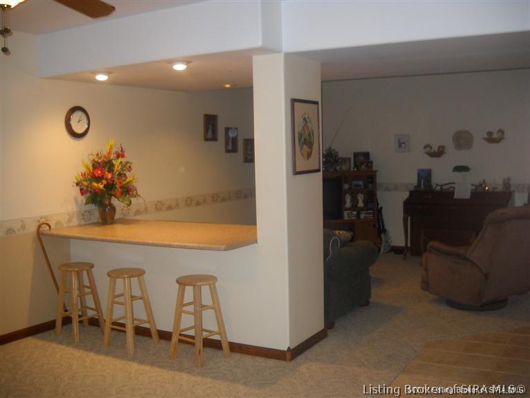 3512 South Eastern School Road Pekin, IN 47165 - Photo 24 of 37 Gallery Image 24
