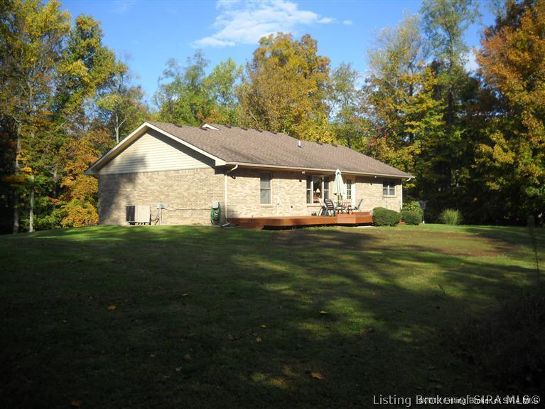 3512 South Eastern School Road Pekin, IN 47165 - Photo 29 of 37 Gallery Image 29