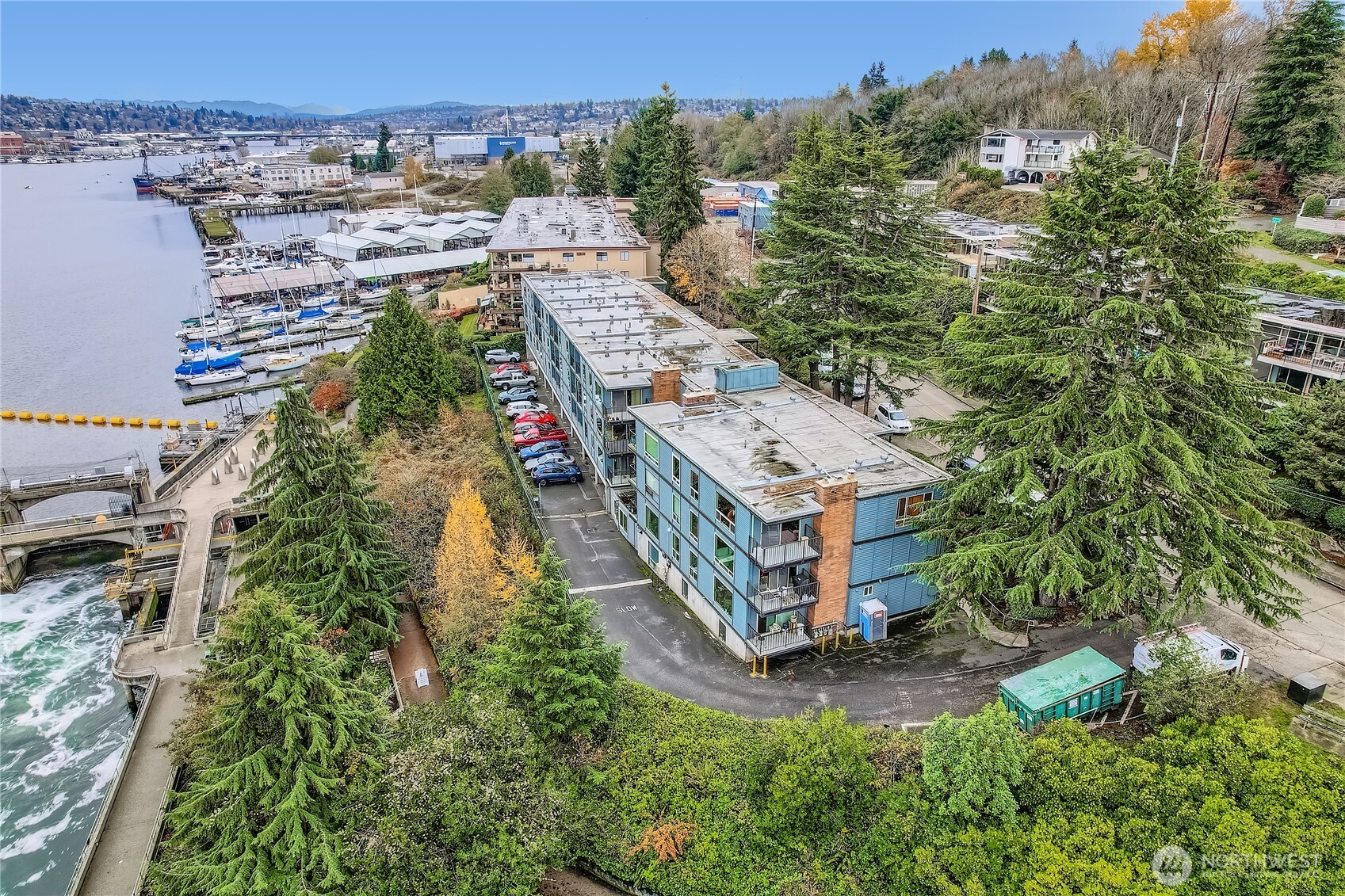 3200 West Commodore Way, Unit 206 Seattle, WA 98199 - Photo 1 of 34 Gallery Image 1