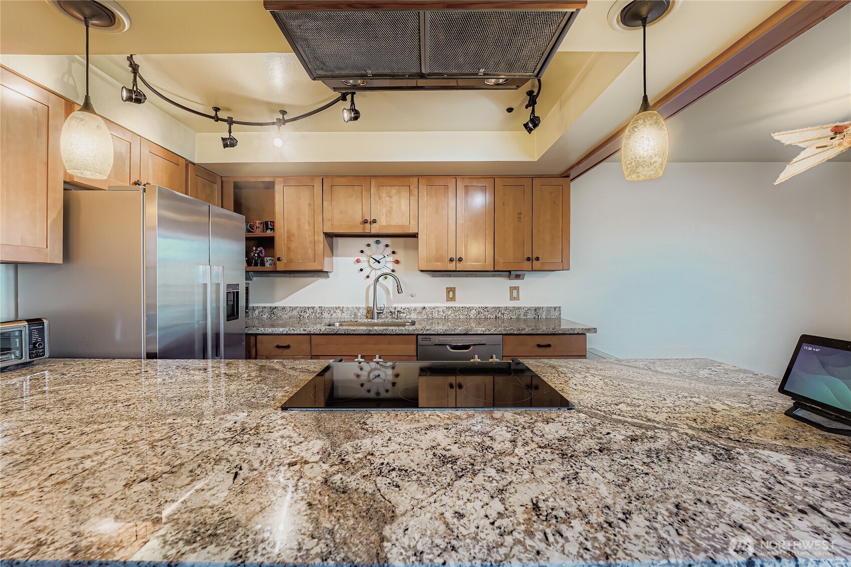 3200 West Commodore Way, Unit 206 Seattle, WA 98199 - Photo 12 of 34 Gallery Image 12