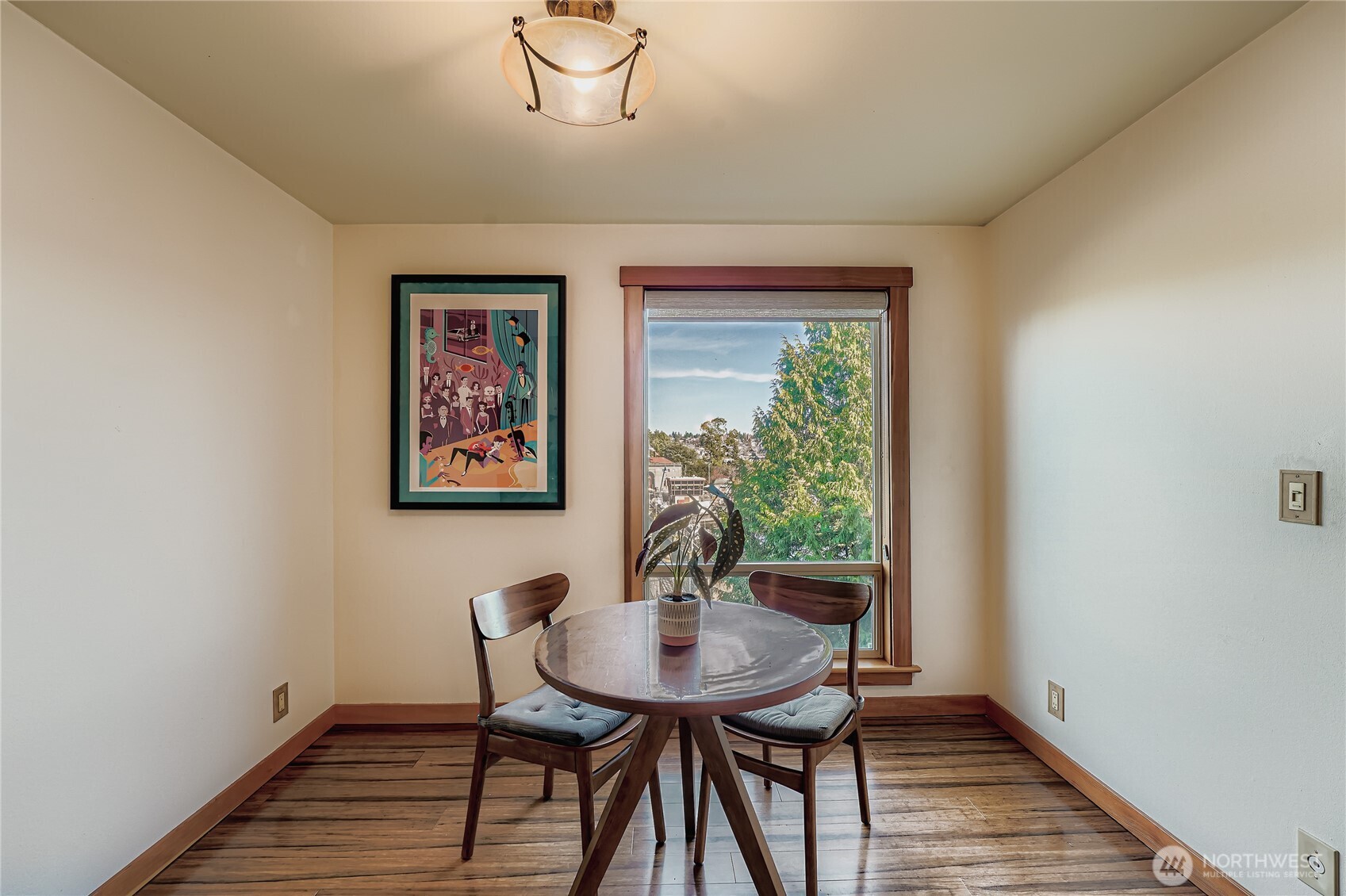 3200 West Commodore Way, Unit 206 Seattle, WA 98199 - Photo 15 of 34 Gallery Image 15