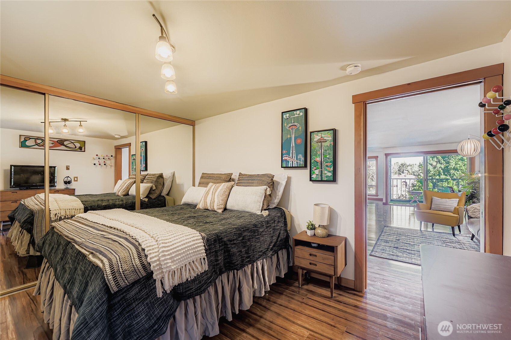 3200 West Commodore Way, Unit 206 Seattle, WA 98199 - Photo 16 of 34 Gallery Image 16