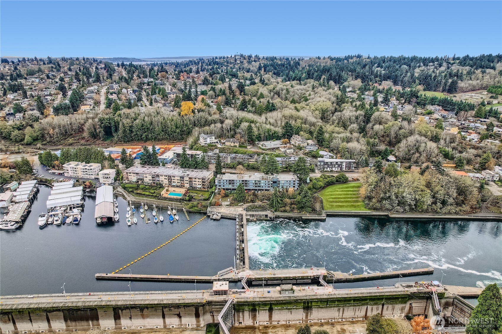 3200 West Commodore Way, Unit 206 Seattle, WA 98199 - Photo 30 of 34 Gallery Image 30