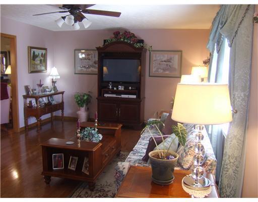 12725 Sharp Road Sidney, OH 45365 - Photo 13 of 18 Gallery Image 13