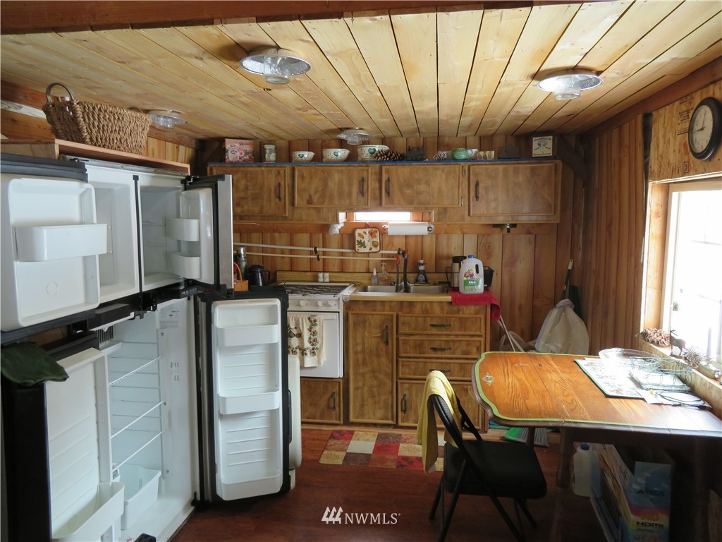 95 Tucker Road Republic, WA 99166 - Photo 13 of 30 Gallery Image 13