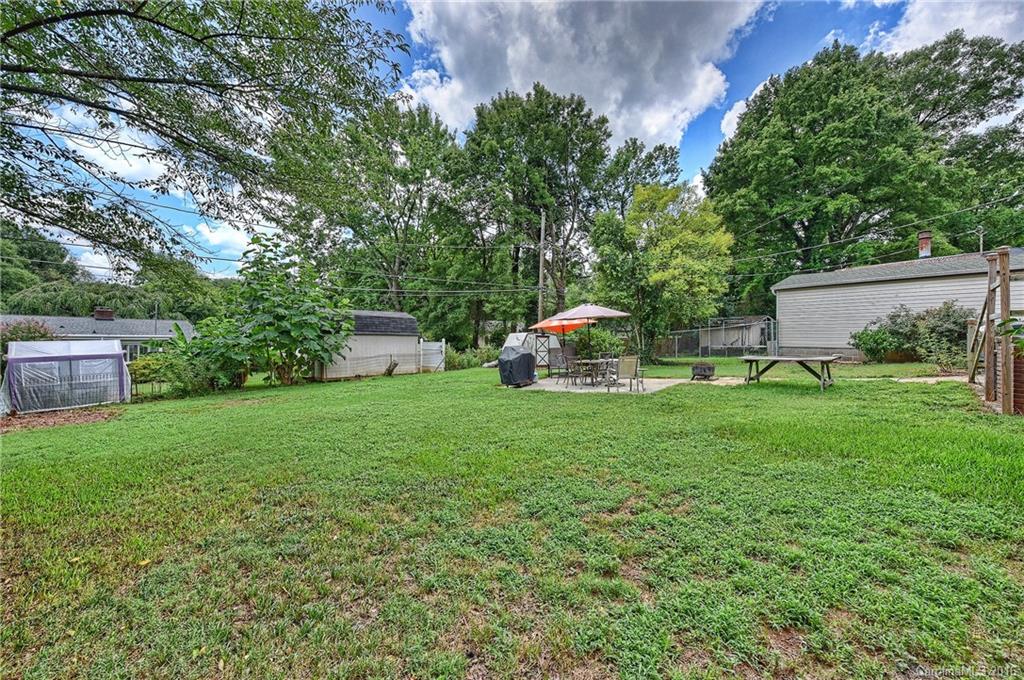 536 Manhasset Road Charlotte, NC 28209 - Photo 14 of 17