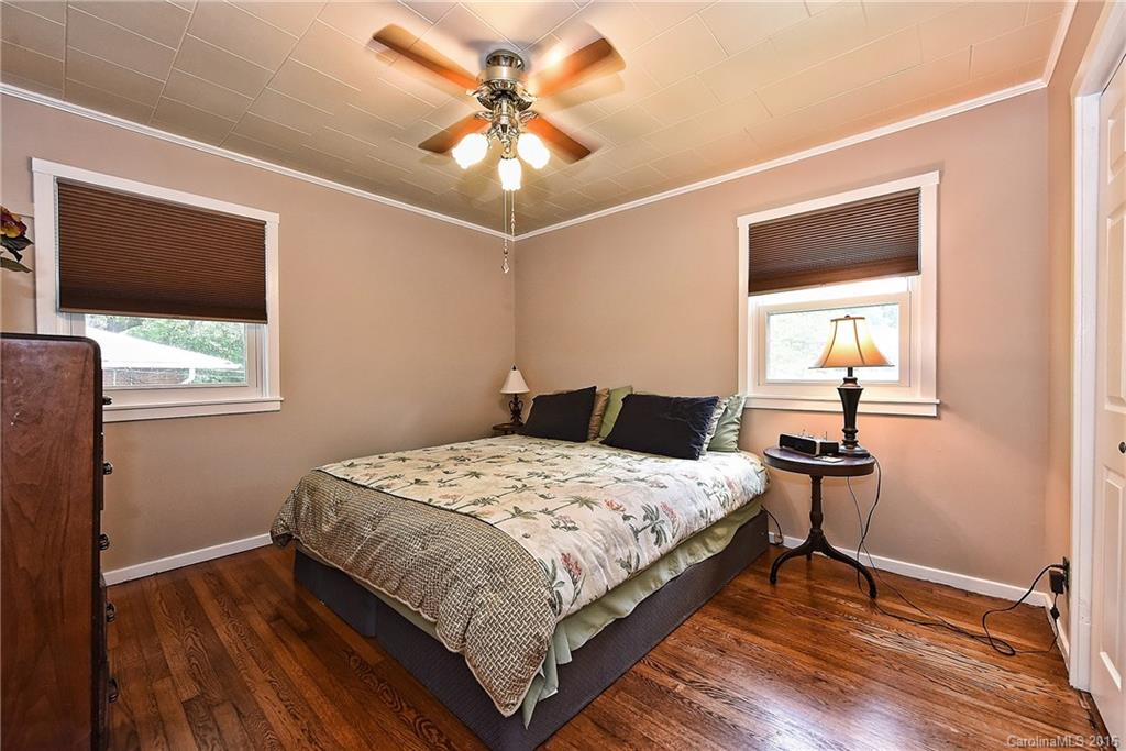 536 Manhasset Road Charlotte, NC 28209 - Photo 10 of 17