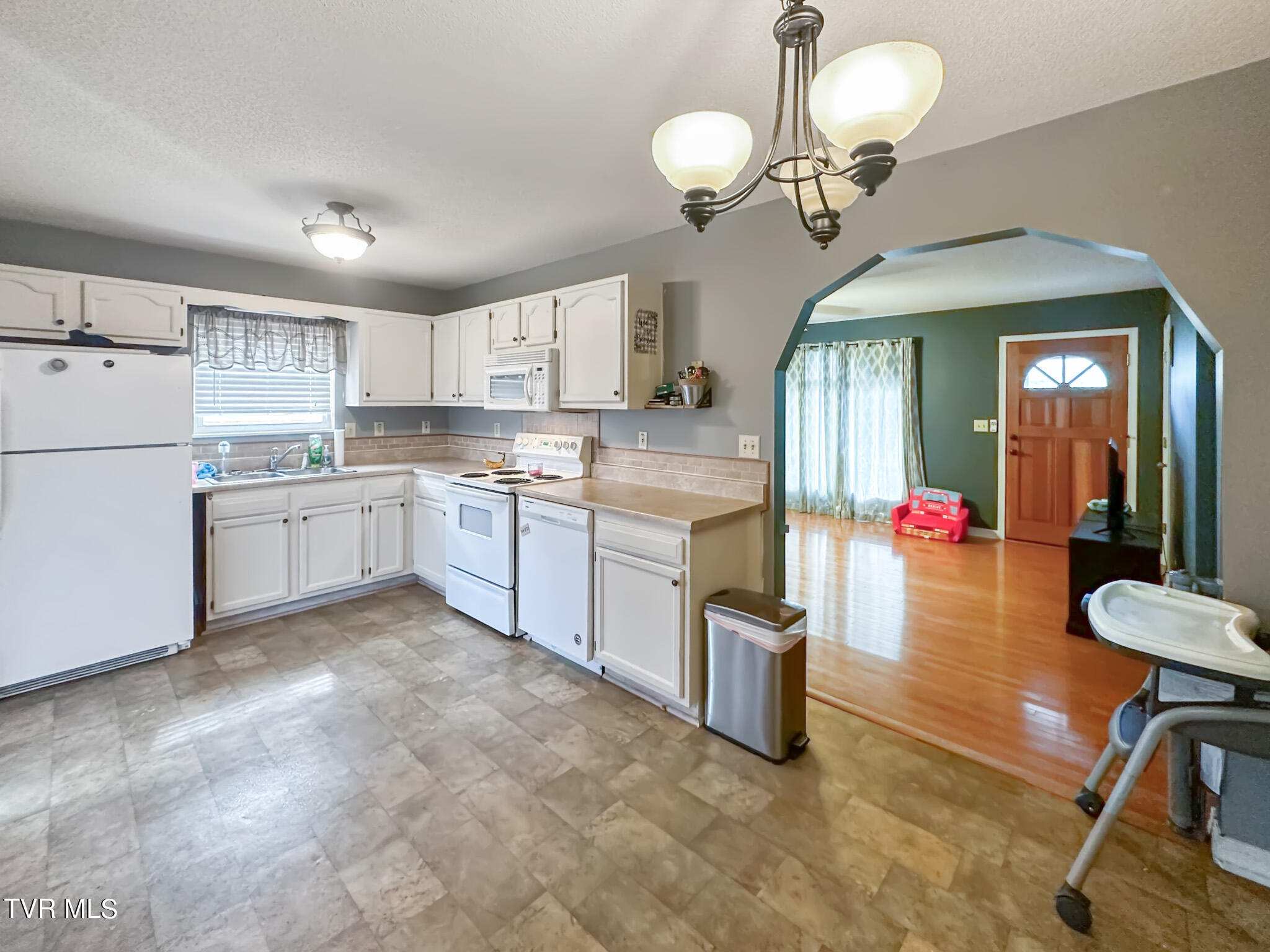 635 Browns Bridge Road Greeneville, TN 37745 - Photo 8 of 25 Browns Bridge-20