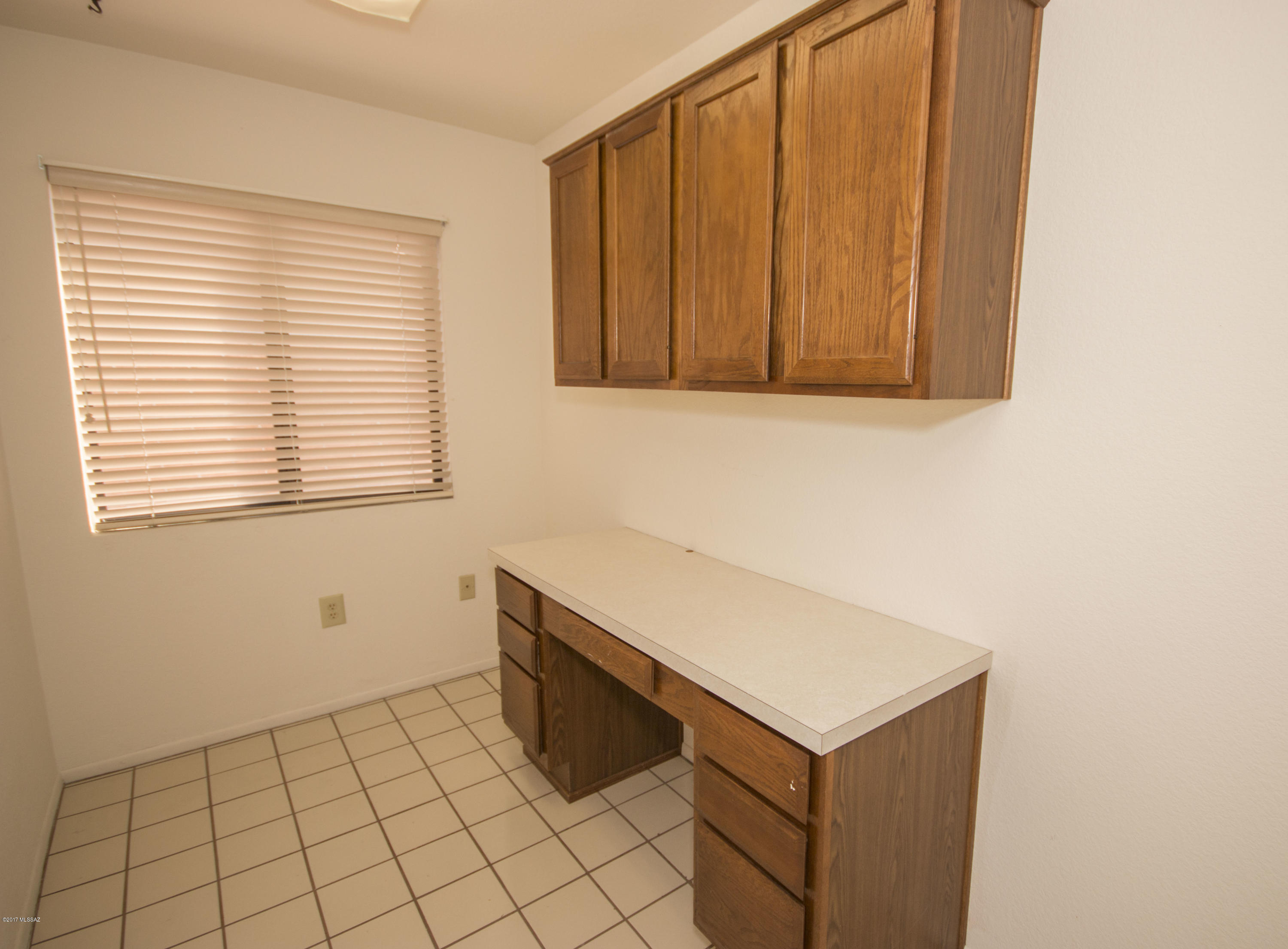 945 East Rising Sun Drive Oro Valley, AZ 85755 - Photo 16 of 24