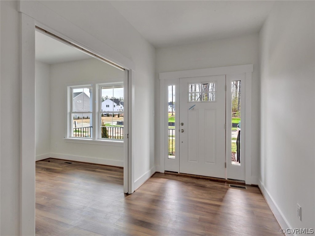 8024 Blythe Road Mechanicsville, VA 23116 - Photo 2 of 25 Gallery Image 2